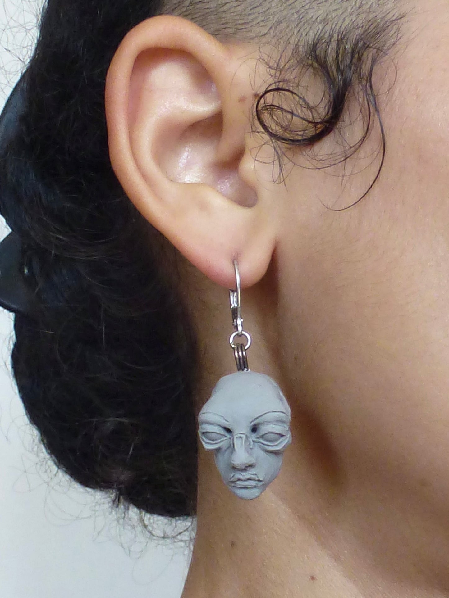 og2 sculpteD EARRING