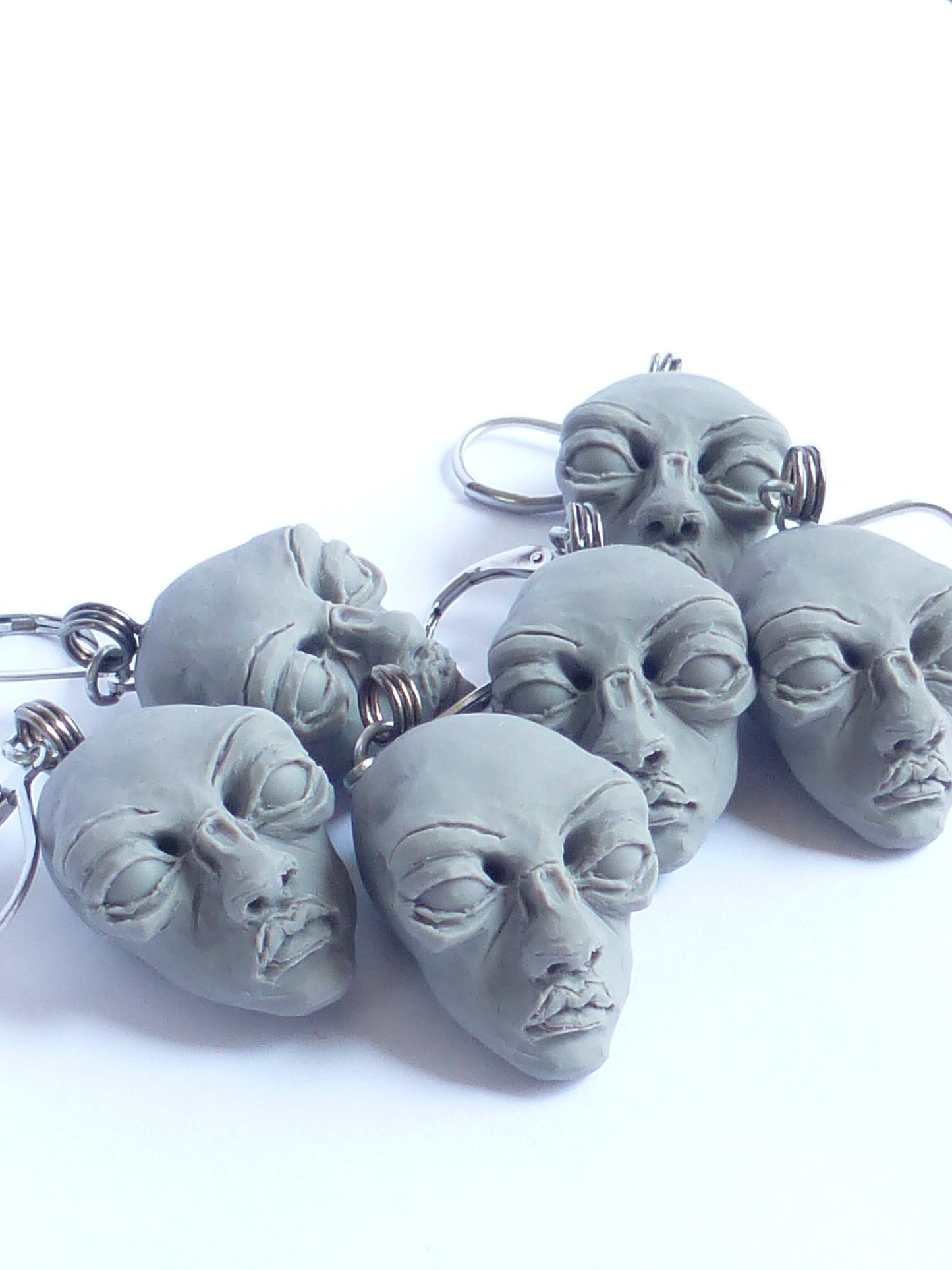 og2 sculpteD EARRING