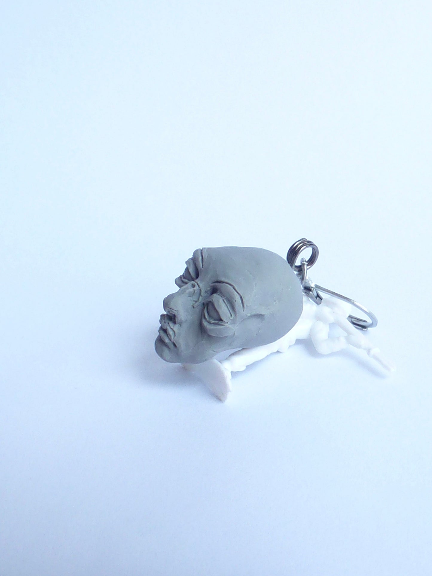 og2 sculpteD EARRING